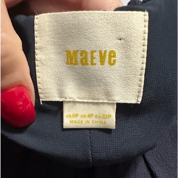 Maeve -Anthropologie gorgeous navy blue dress in size 0. Beautiful detailing - Picture 2 of 16